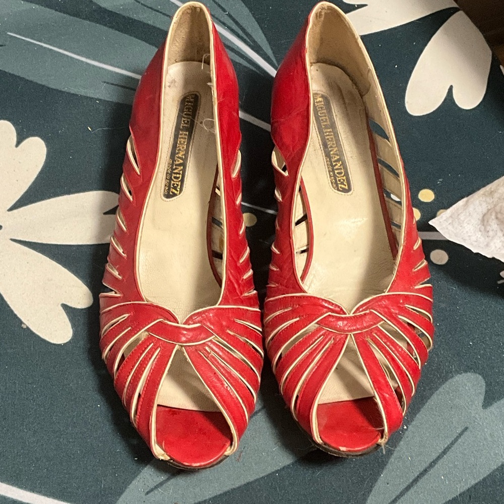 Vintage made in Spain leather wedge